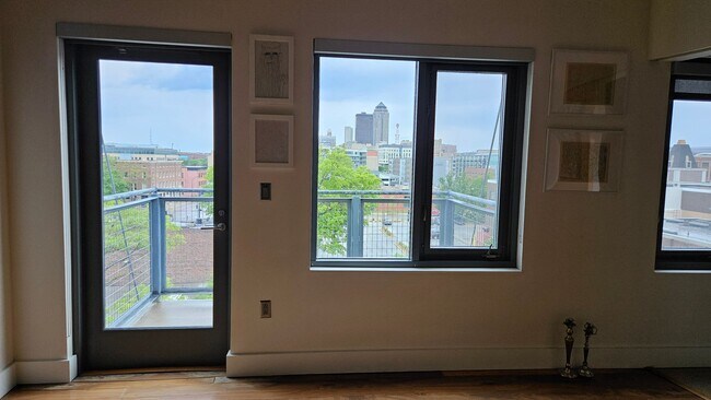 309 E 5th St in Des Moines, IA - Building Photo - Building Photo