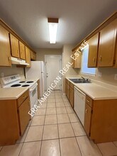 2455 Starmount Dr in Crestview, FL - Building Photo - Building Photo