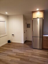 8683 Rainbow Ave-Unit -Rainbow - Cabin #1 in Kings Beach, CA - Foto de edificio - Building Photo