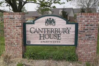 Canterbury House Apartments - Columbus in Columbus, IN - Building Photo - Building Photo