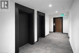 25 Wellington St S in Kitchener, ON - Building Photo - Building Photo