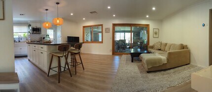 6532 Peterson Ave in Los Angeles, CA - Building Photo - Building Photo