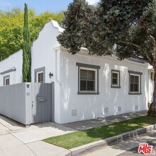 153 Hollister Ave in Santa Monica, CA - Building Photo - Building Photo