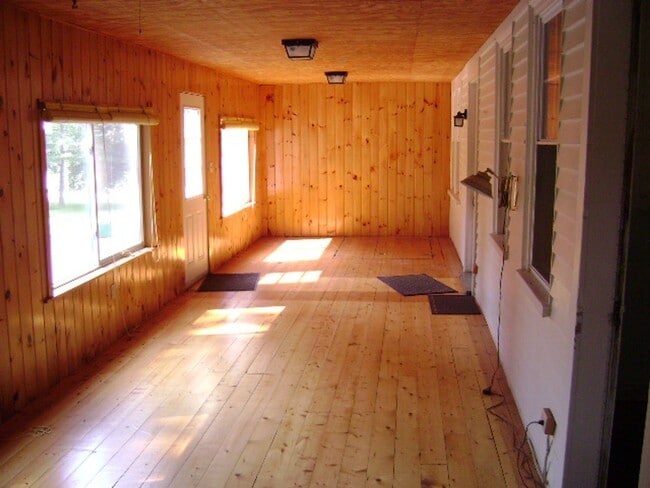 80 N Main Ave in Orono, ME - Building Photo - Building Photo