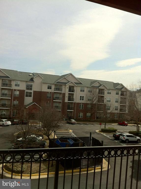1580 Spring Gate Dr. in McLean, VA - Building Photo - Building Photo
