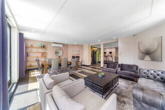 417 E 61st St, Unit SI ID1051296P in New York, NY - Foto de edificio - Building Photo