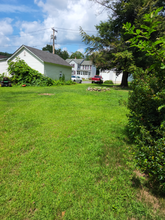 25 Blandford Stage Rd-Unit -2n floor in Russell, MA - Building Photo - Building Photo