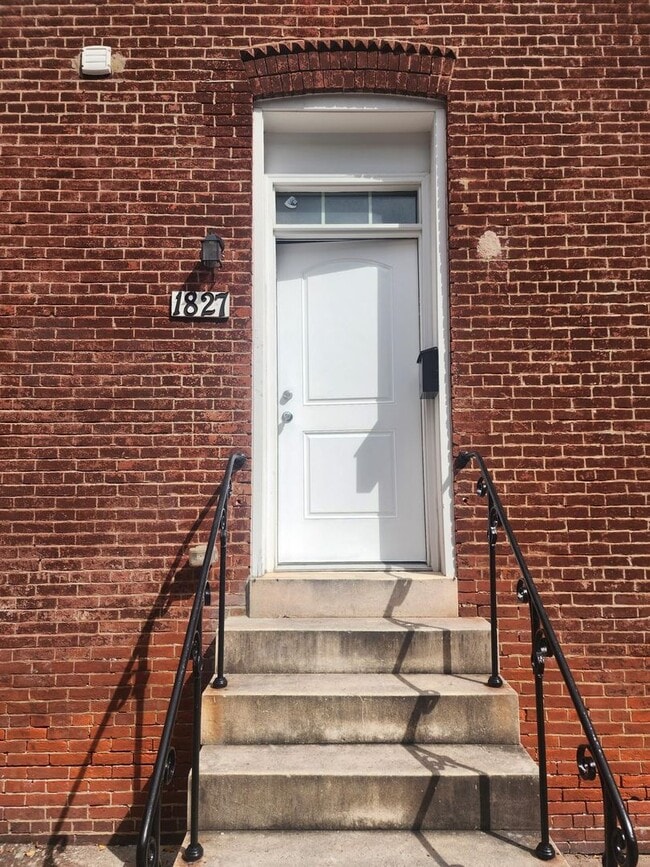 property at 1827 McCulloh St