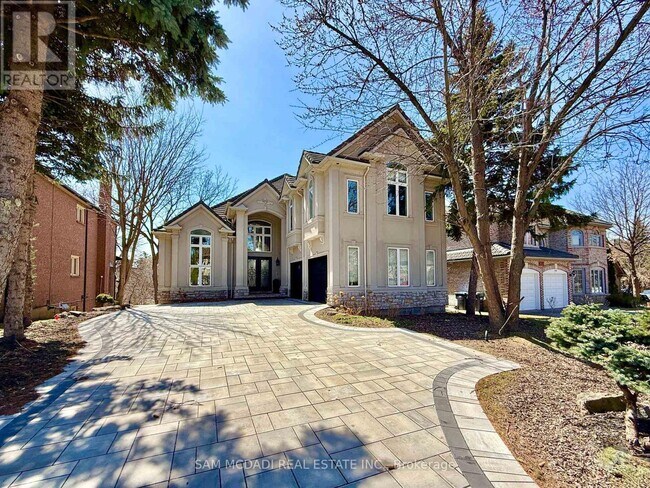 property at 2022 Eckland Ct