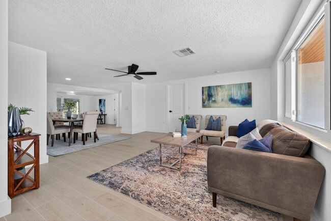 12734 2nd Isle in Hudson, FL - Building Photo - Building Photo