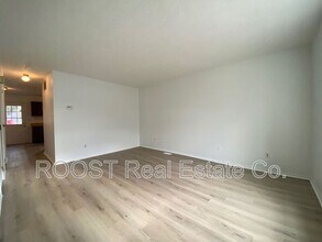 6972-6996-6996 Joseph Dr in Enon, OH - Building Photo - Building Photo