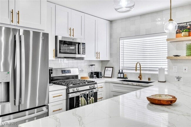 property at 425 Golden Valley Dr