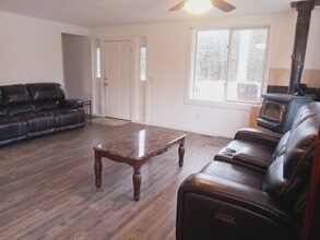 2400 Richards Ct in Wasilla, AK - Building Photo - Building Photo