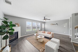 14422 Leafy Tree Dr in Houston, TX - Building Photo - Building Photo