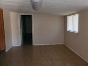 1020 S Cochise Cir in Mesa, AZ - Building Photo - Building Photo