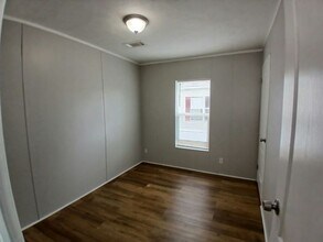 1400 Banana Rd in Lakeland, FL - Building Photo - Building Photo