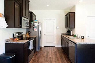 195 Gambrell Rd in Hinesville, GA - Building Photo - Building Photo