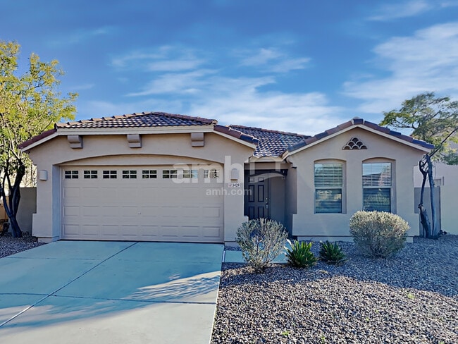 property at 3429 E Crescent Way