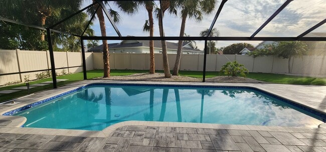 property at 4270 Kingston Ct