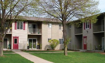 Allen Pointe Apartments