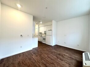 253 Academy St in Jersey City, NJ - Building Photo - Building Photo