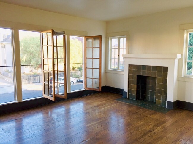 1159 4th Ave, Unit 1159 in Los Angeles, CA - Foto de edificio - Building Photo
