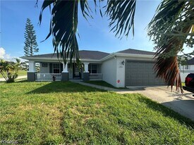 1706 Kismet Pkwy E in Cape Coral, FL - Building Photo