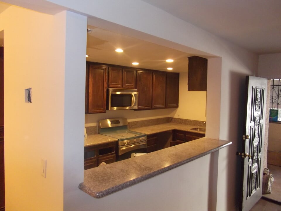 1239 W Rosecrans Ave, Unit 47 in Gardena, CA - Foto de edificio
