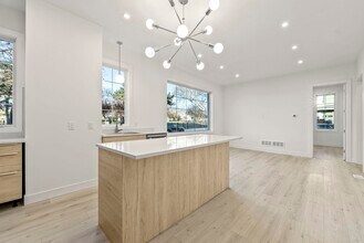 317 Sherman Ave in Jersey City, NJ - Building Photo - Building Photo