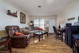 9639 Eaton Gardens Ln in Ft. Myers, FL - Building Photo - Building Photo