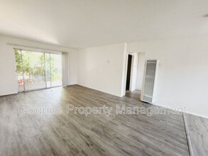 2064 N Ventura Rd in Oxnard, CA - Building Photo - Building Photo