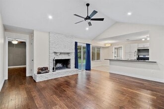 8904 Pointer Ln in Austin, TX - Building Photo - Building Photo