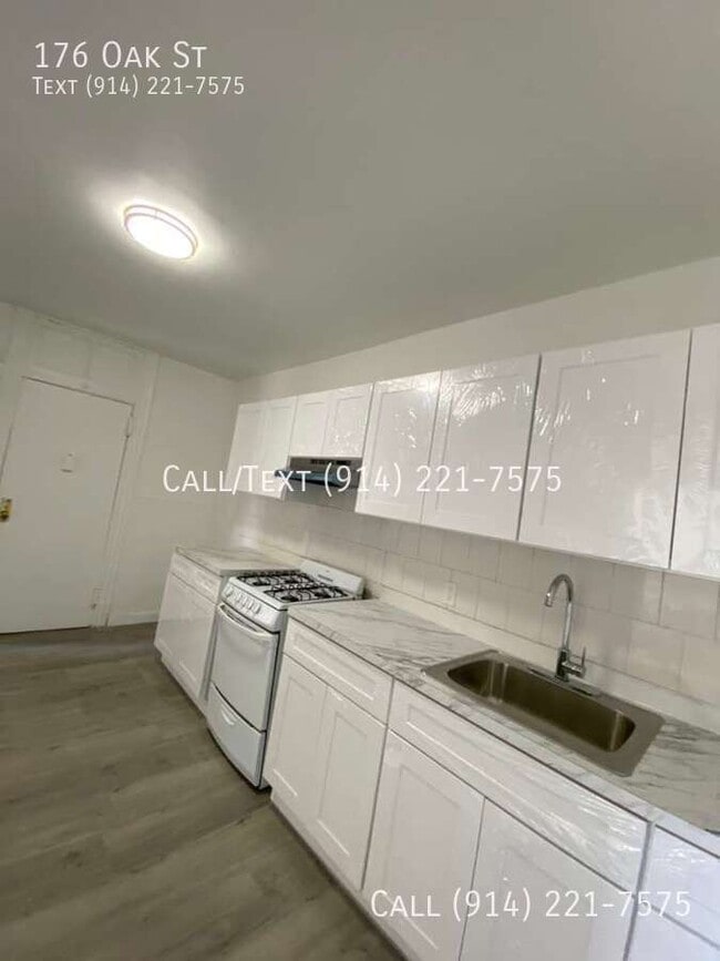 property at 176 Oak St