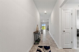 656 Daring Dr in Davenport, FL - Building Photo - Building Photo