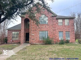 8801 Vernon Ct in Plano, TX - Building Photo