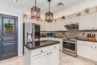 11177 N 162nd Dr in Surprise, AZ - Building Photo - Building Photo