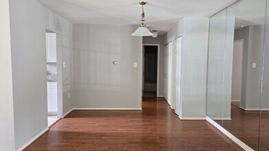 11324 Cherry Hill Rd, Unit 201 in Beltsville, MD - Building Photo - Building Photo