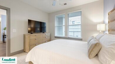 404 Gallop Ln, Unit 4204 in Charlotte, NC - Building Photo - Building Photo