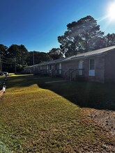 4929 Galveston Dr, Unit 27 in Fayetteville, NC - Building Photo - Building Photo