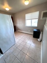 4808 Ardmore Ave, Unit 2 in Okemos, MI - Foto de edificio - Building Photo