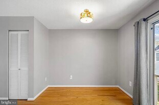 4770 Dorsey Hall Dr in Ellicott City, MD - Building Photo