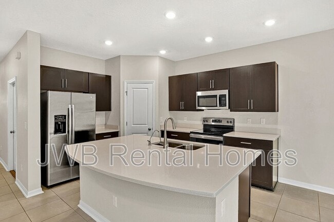 330 Annies Pl in Jacksonville, FL - Building Photo - Building Photo