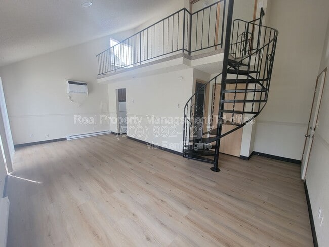 3513 W 4th Ave in Kennewick, WA - Building Photo - Building Photo