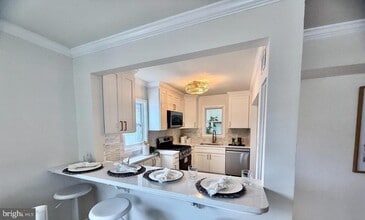 2415 Fairhaven Ave in Alexandria, VA - Building Photo - Building Photo