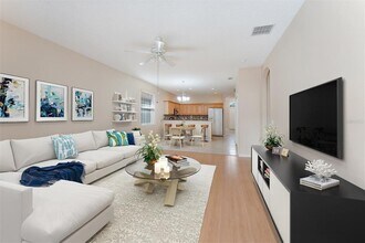 207 Little Creek Ln in Winter Springs, FL - Building Photo - Building Photo