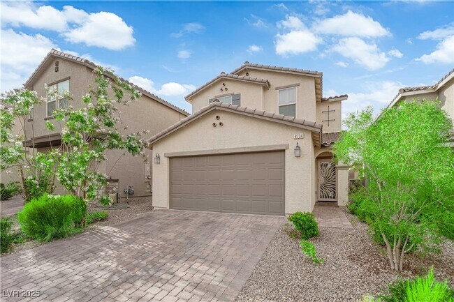 9734 Cluny Ave in Las Vegas, NV - Foto de edificio - Building Photo