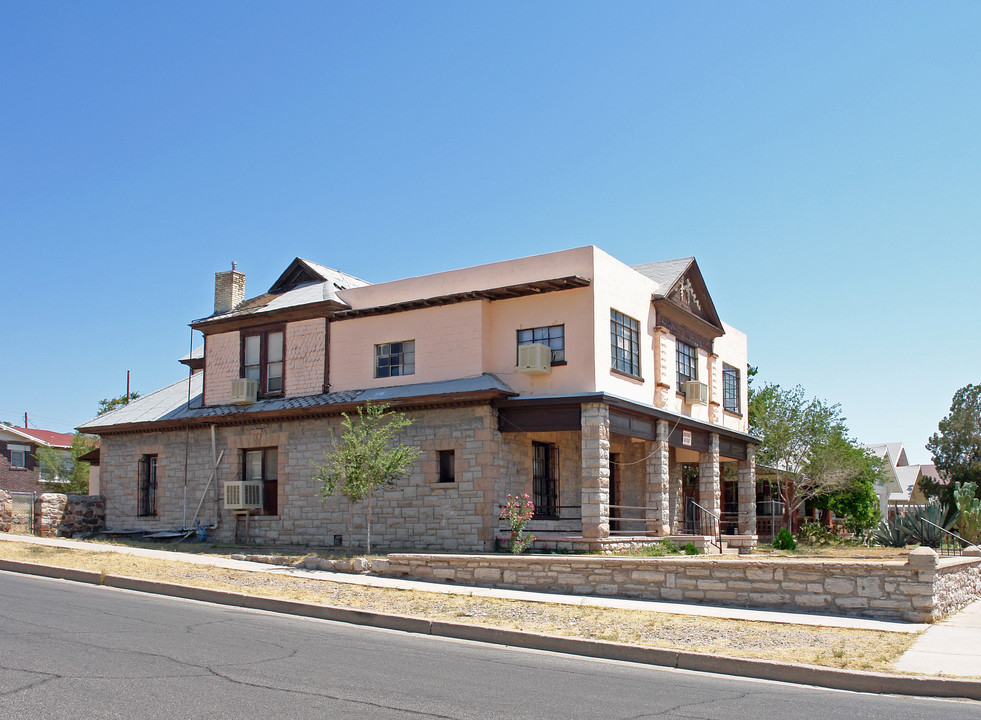 901 E Nevada Ave in El Paso, TX - Building Photo