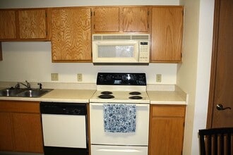 Meadow Lake of Clear Lake Apartments in Clear Lake, IA - Foto de edificio - Building Photo