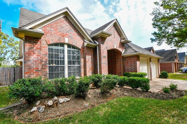 4622 Forest Home Dr in Missouri City, TX - Building Photo - Building Photo