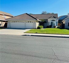 28095 Aspenwood Way in Menifee, CA - Building Photo